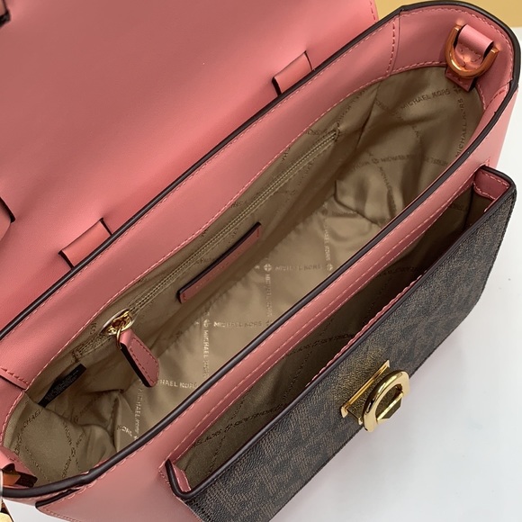 MICHAEL KORS
Manhattan Medium Leather and Logo Satchel PRIMROSE BROWN SIGNATURE - Picture 12 of 16